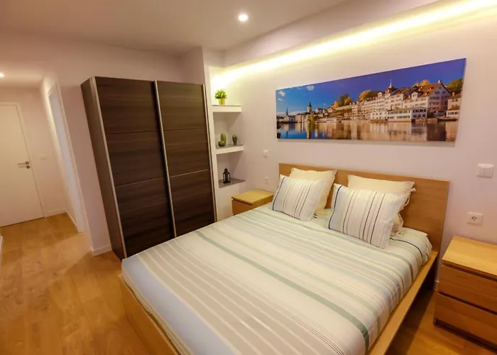 Cozy With Garden アパート ファティマ