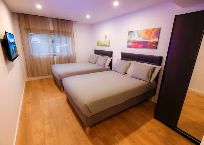 アパート Cozy With Garden *